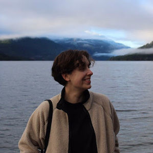 Meet your Posher, Elio